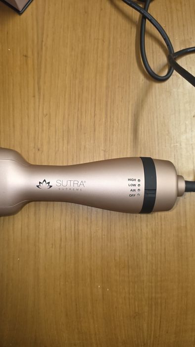 Escova eléctrica de alisamento