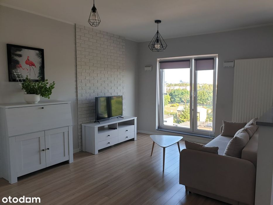 Duża kawalerka w apartamentowcu przy ul. Bułgarskiej 59