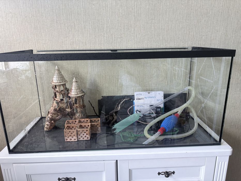 Продам акваріум 180 літрів