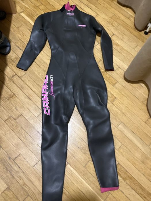Гідрокостюм жіночий