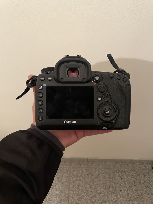 Canon EOS 5D mark IV