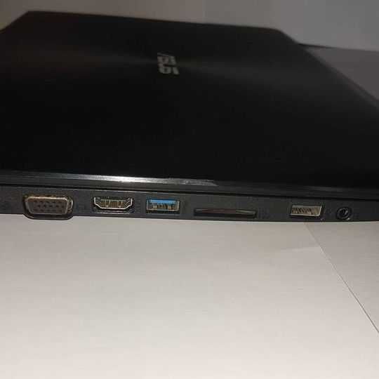 Portátil ASUS X553M + mochila de transporte/protetora