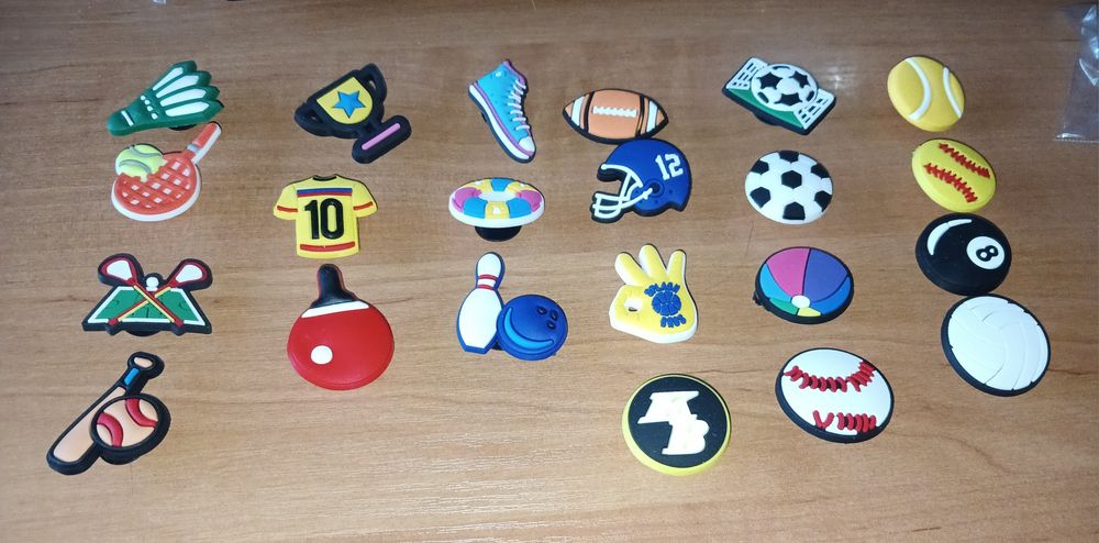 Crocs jibbitz, джибитцы, джибитсы, крокс, украшения на обувь