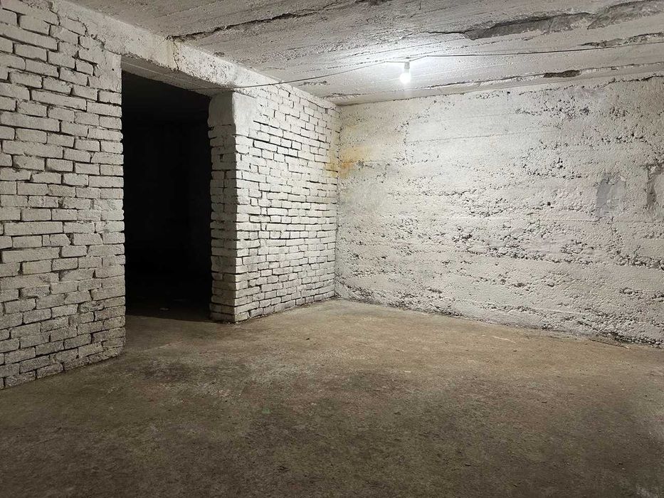 Оренда підвального приміщення в центрі, вул. Галицька, навпроти Пасажу