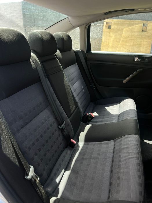 Volkswagen Passat 1.9tdi