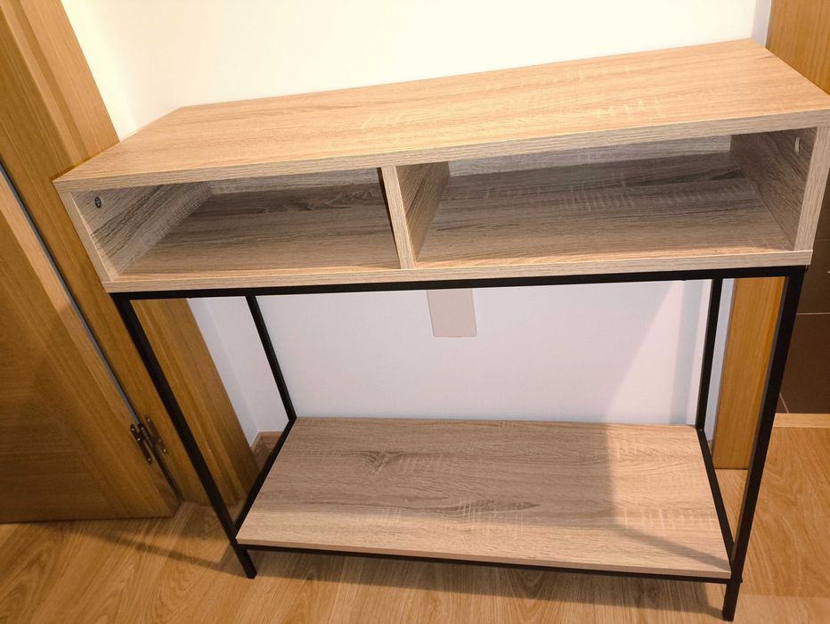 Consola de Entrada Estilo Industrial