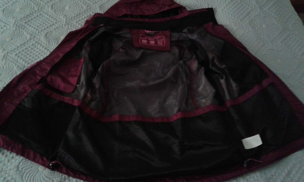 Casaco/Corta Vento.  Novo.