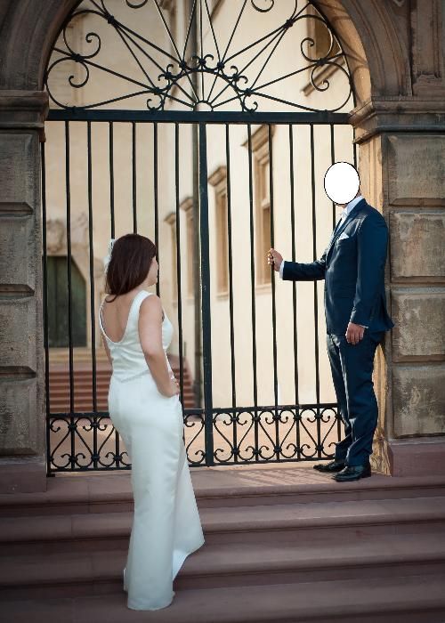 Elegancka suknia ślubna