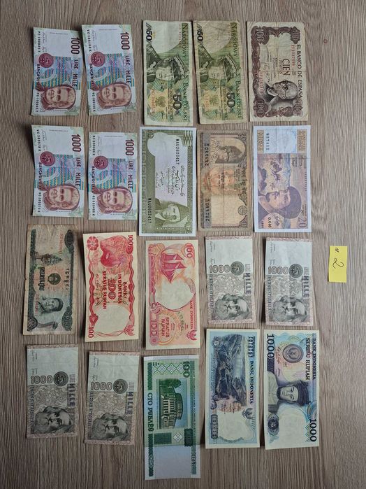 Zestawy banknotów starocie