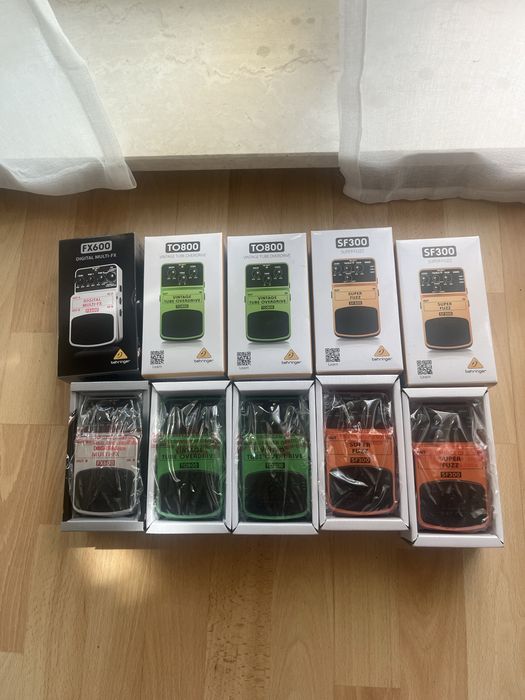 Behringer SF300 To800 fuzz overdrive mfx tube screamer