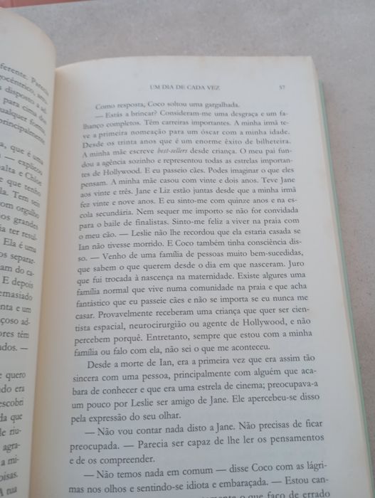 Livro " Um dia de cada vez"
