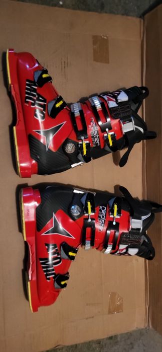 Zestaw zawodnika Atomic Redster narty i buty r.26,5