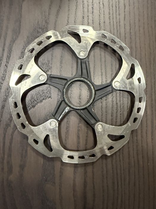 Tarcze hamulcowe Shimano xt 160 i 180 mm