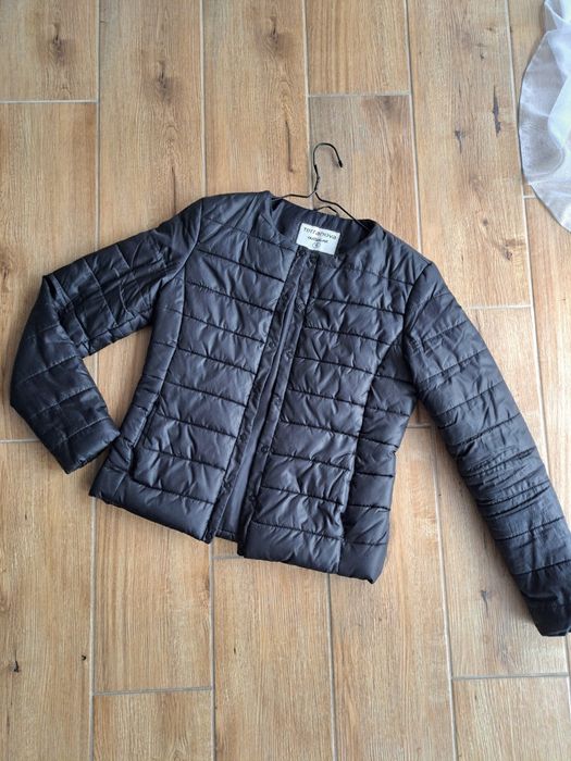 Верхній одяг жіночий