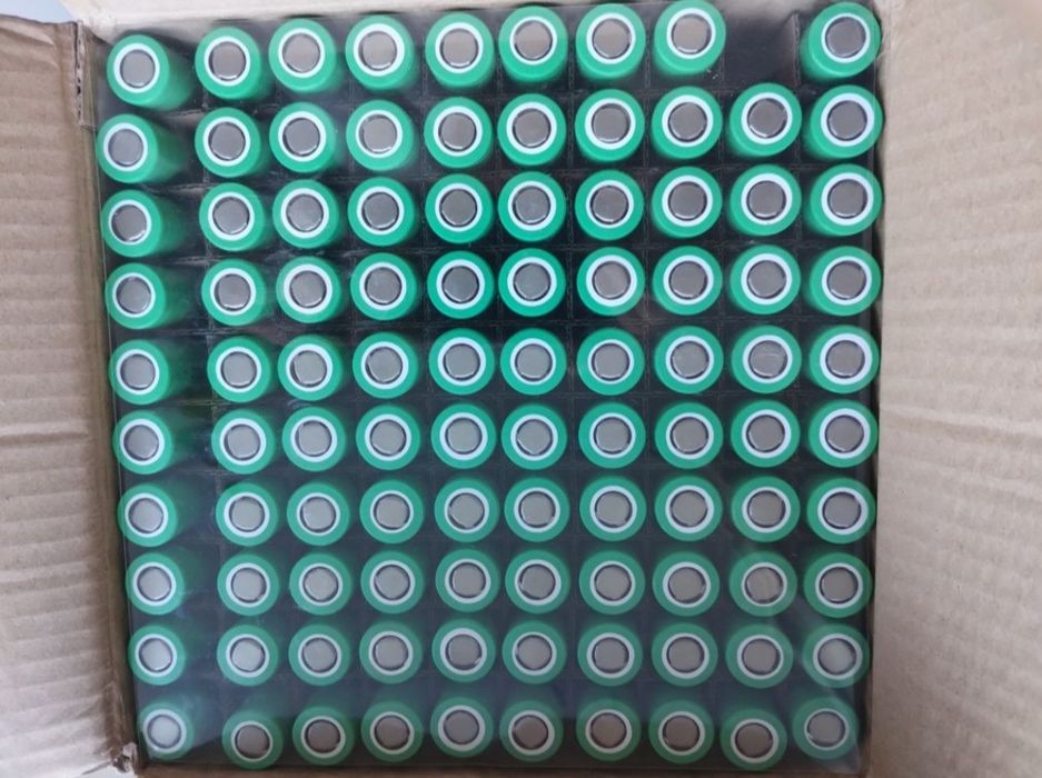 Продам нові 18650