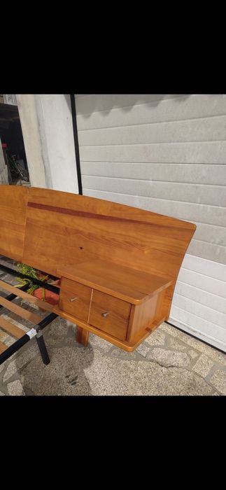 Cabeceira de cama com estrado