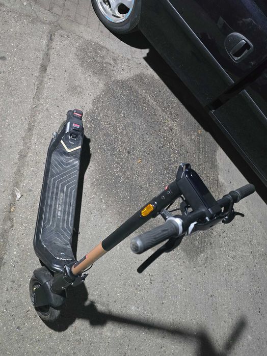 Електросамокат NIU KICK SCOOTER KQi3 Pro