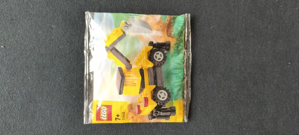 LEGO Creator 11965 Koparka.