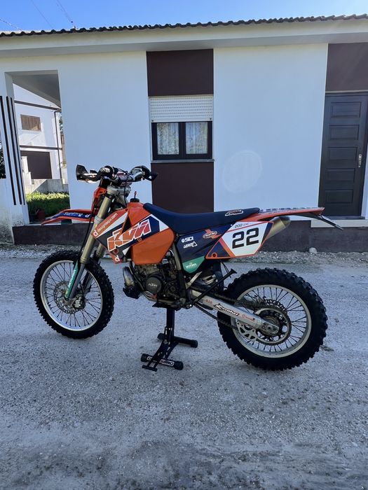 KTM 200 EXC matriculada
