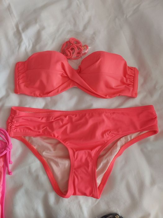 Новий купальник Victoria's Secret 32A 32B 32C S XS