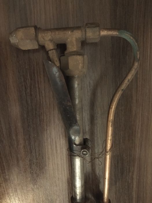 Токарні інструменти