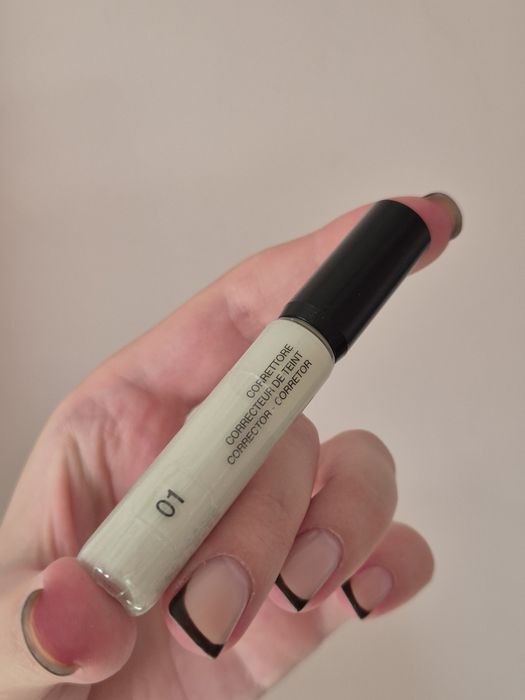 Зелений консиллер від Кіко