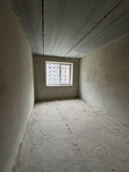 Продам сирець, 2 кімнатну квартиру + кухня-студія із індив.газовим оп