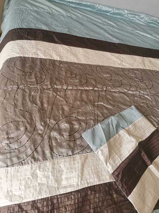 Narzuta 220 x 240 + 2 poszewki