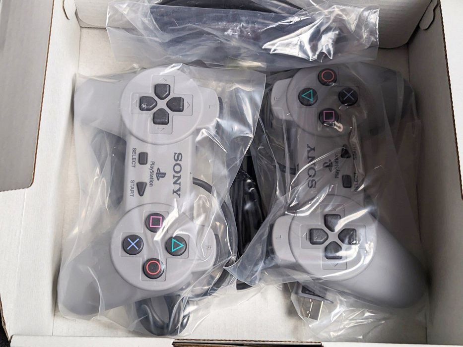 Playstation Classic mini  японська версія