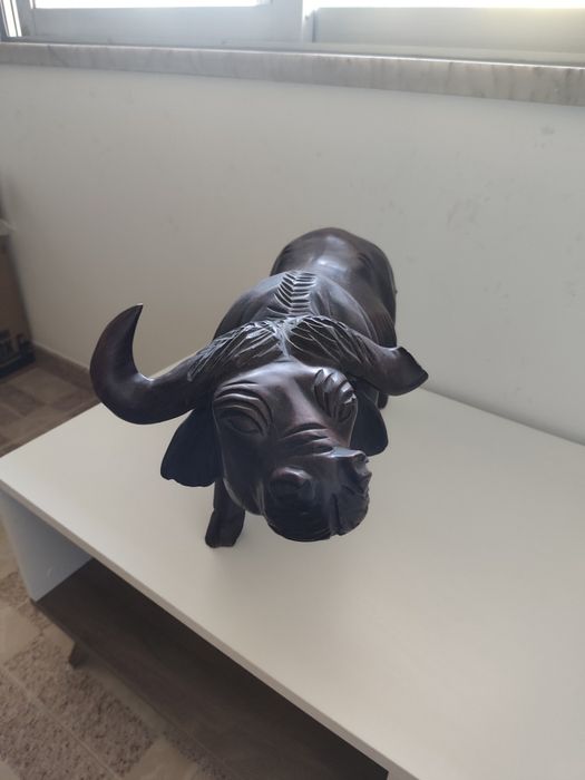 Boi decorativo (danificado)