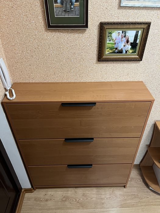 Полиця для взуття