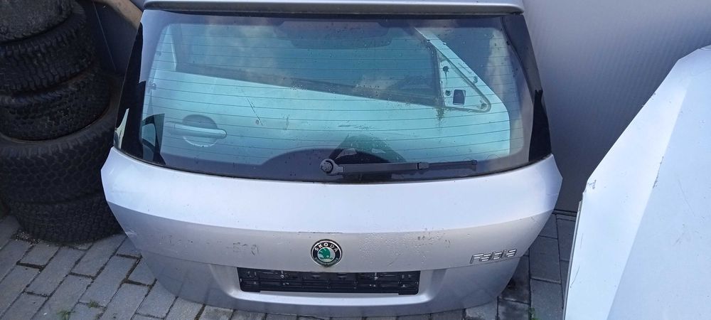 Para Choques Capot portas mala Skoda  Fabia II