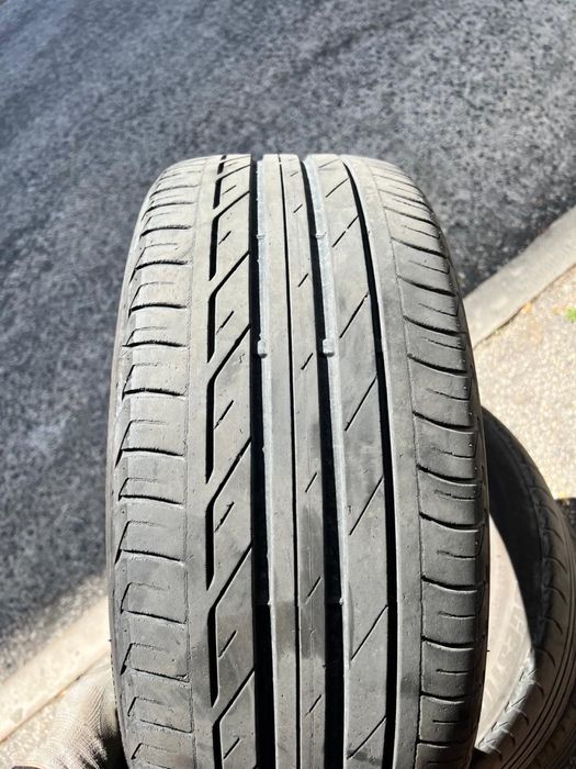 225/45/17 Bridgestone 4 pneus