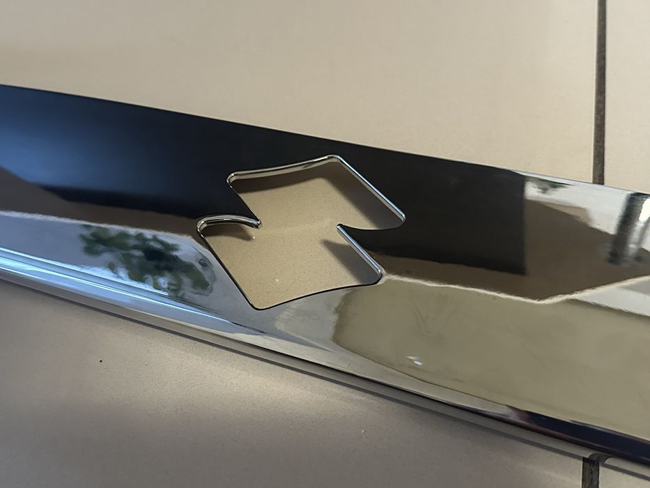 Накладка на багажник Suzuki SX4 — Нова