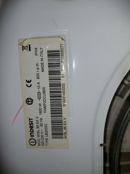 Стиральная машина Indesit wisl85