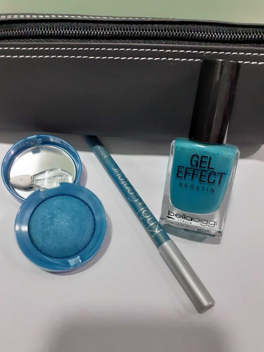 Conjunto maquilhagem mais bolsa