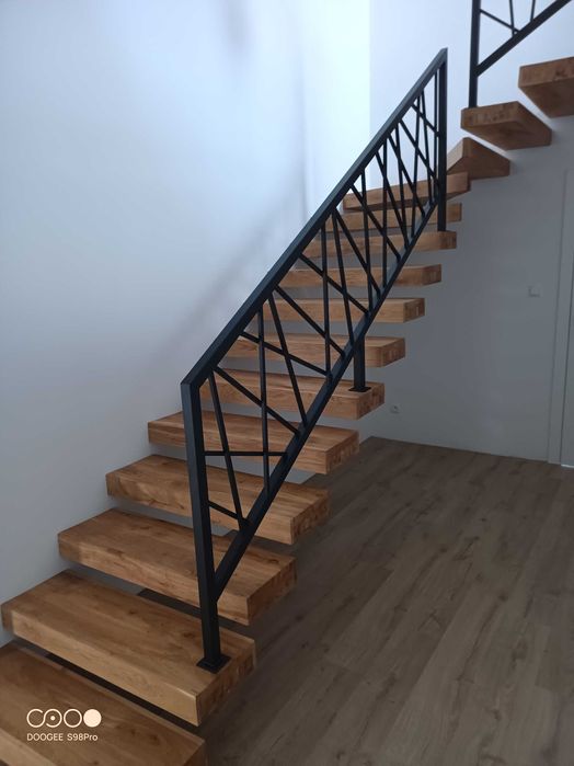 Schody, konstrukcja metalowe spawanie barierki balustrady