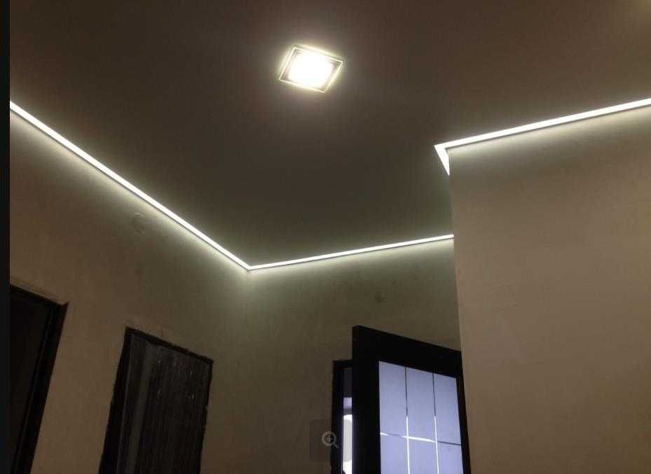 Натяжні стелі і підсвідки