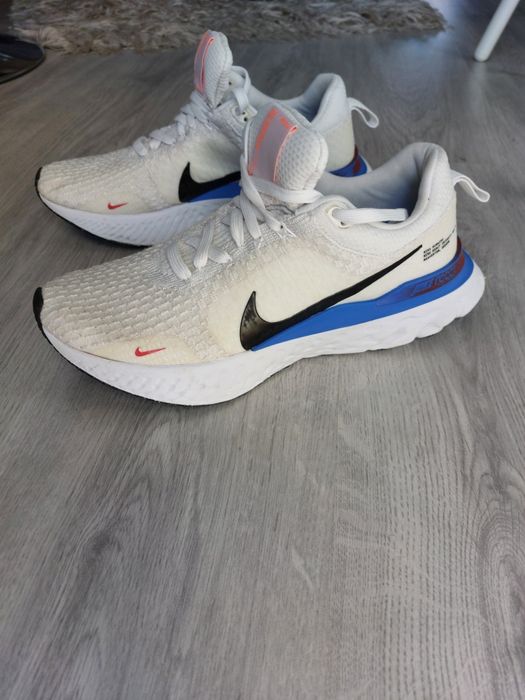 Nike React Infinity Run Flyknit 3