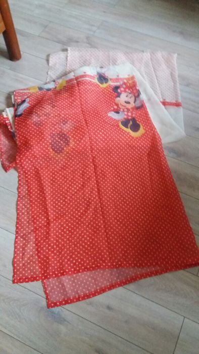 Zasłonki Disney  minnie mause 2 sztuki