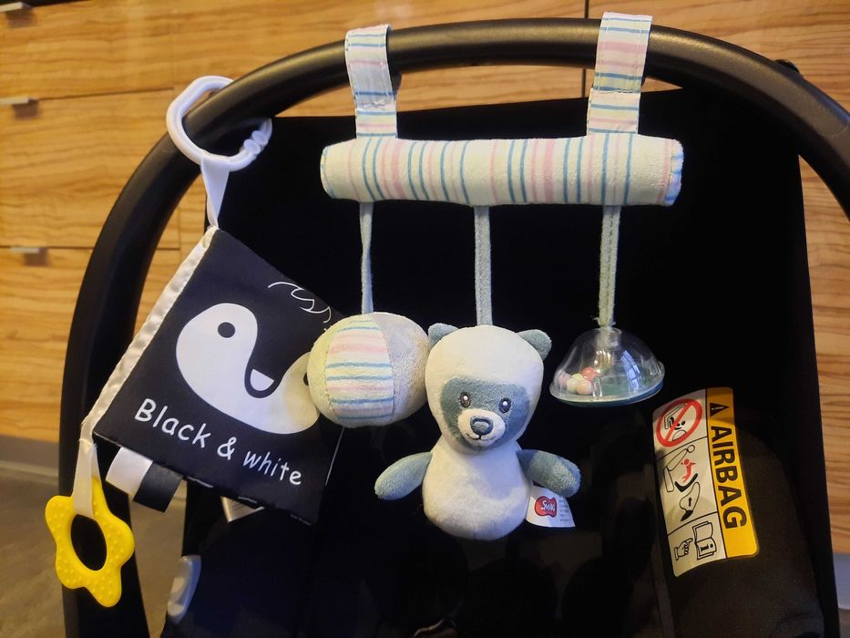 Nosidełko fotelik samochodowy dla noworodka dziecka Stan bdb