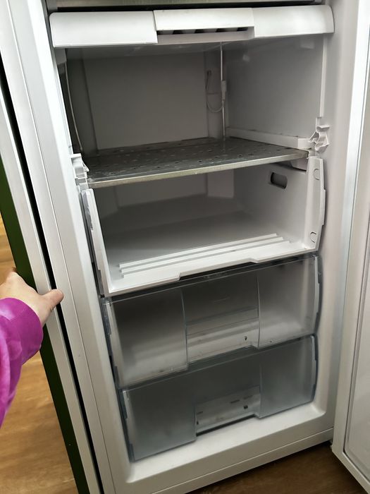 Морозильна камера BEKO