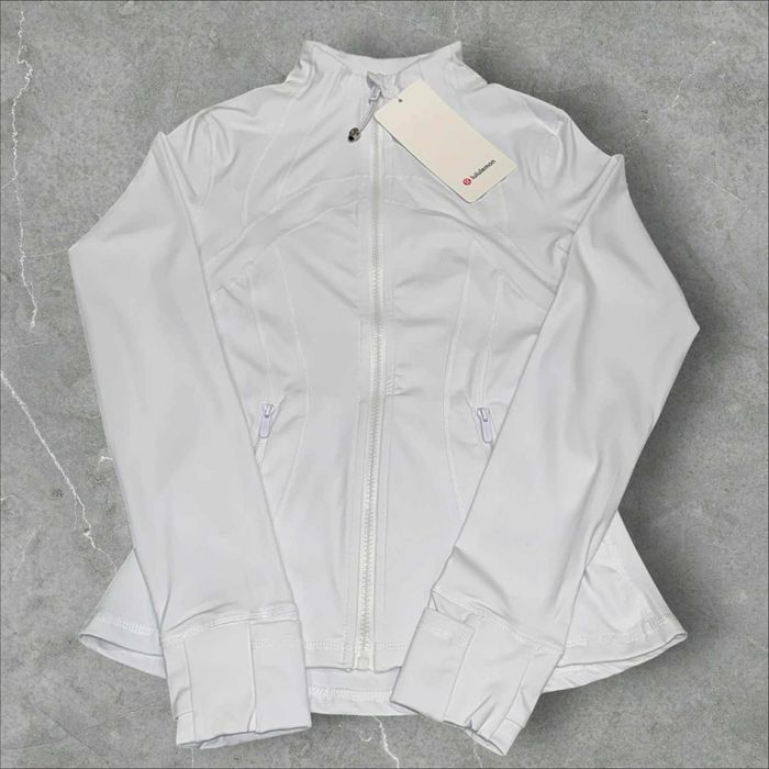 Lululemon white