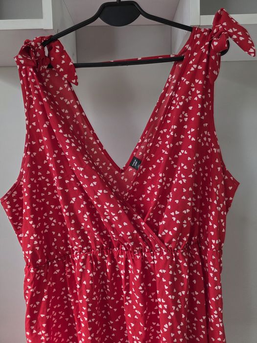 Dziewczęca sukienka zwiewna w serduszka Plus Size