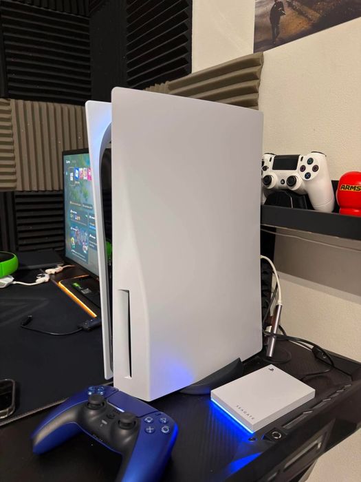 PS5 + comando + disco externo 2TB