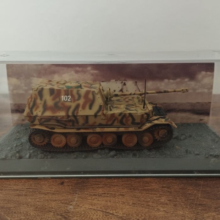 Panzerjager Tiger miniatura 
1. Kp./sch. Pz
