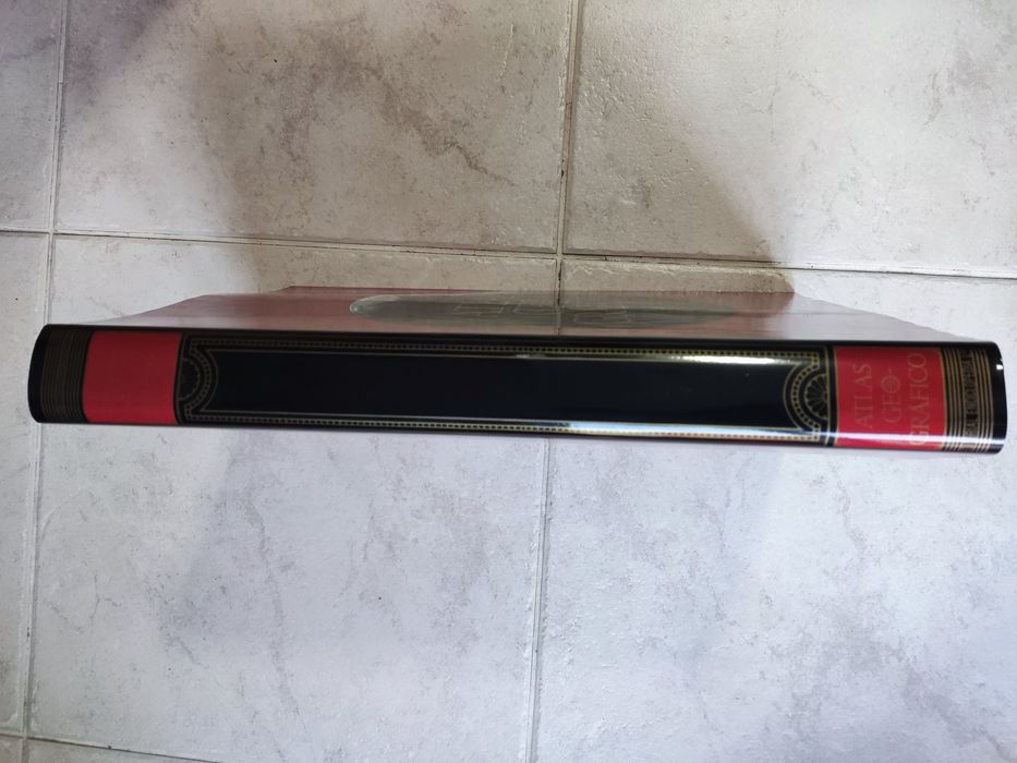 Vendo Atlas Novo