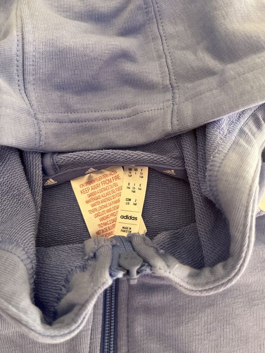 Casaco Adidas azul com capuz