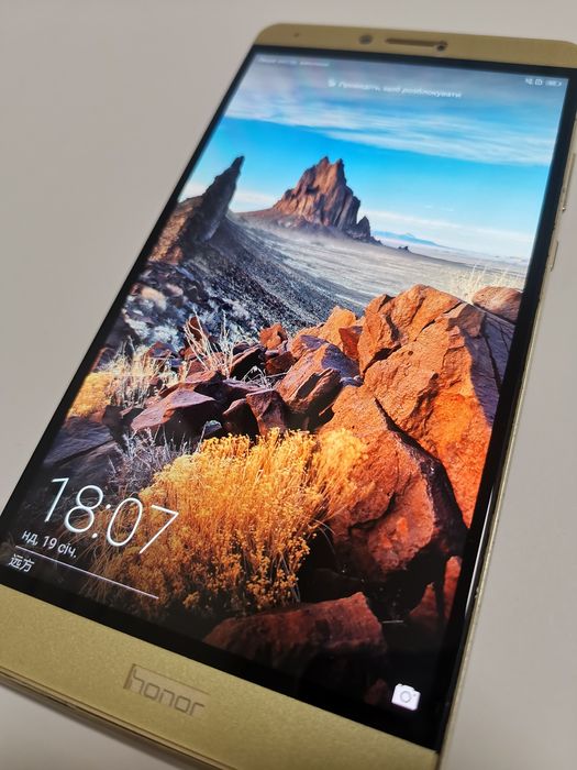 Смартфон Honor Note 8