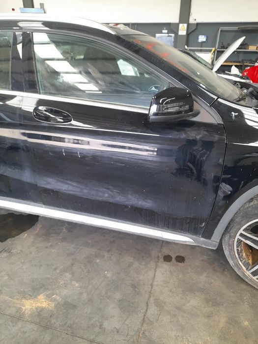 Porta frente direita MERCEDES-BENZ GLA (X156)